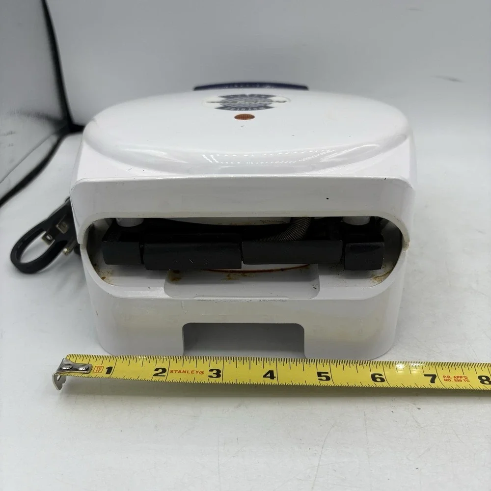 Proctor Silex Morning Baker Belgian Waffle Maker Non Stick Blue White 26500